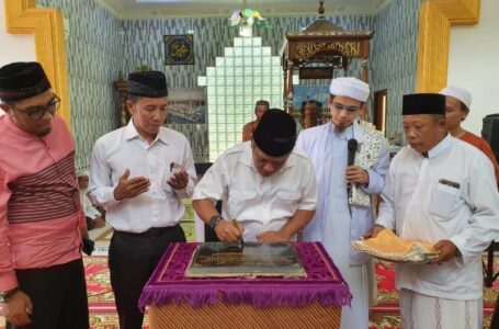 Bupati Muda Resmikan Masjid Misbahuddin Desa Kalimas