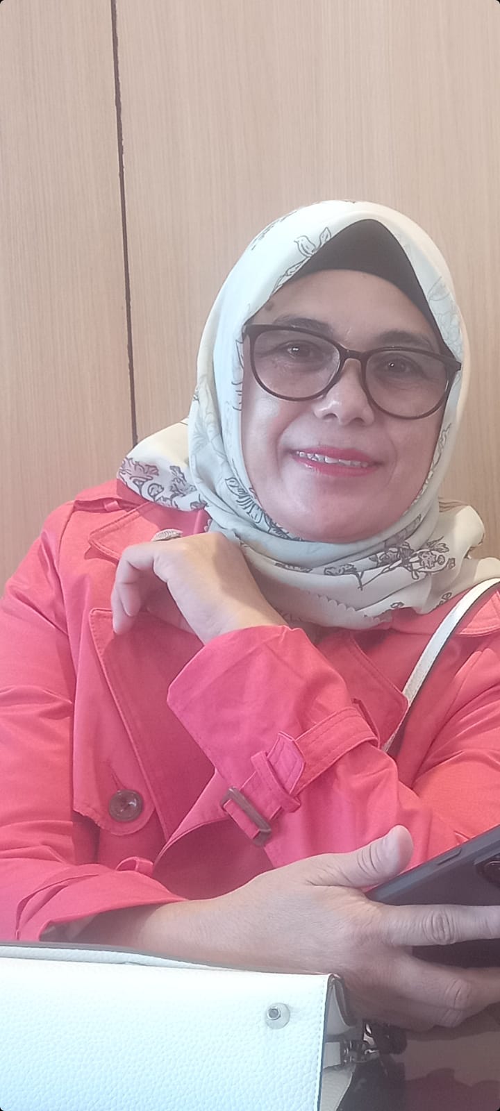 Khairana Ketua DPD Apersi Kalbar